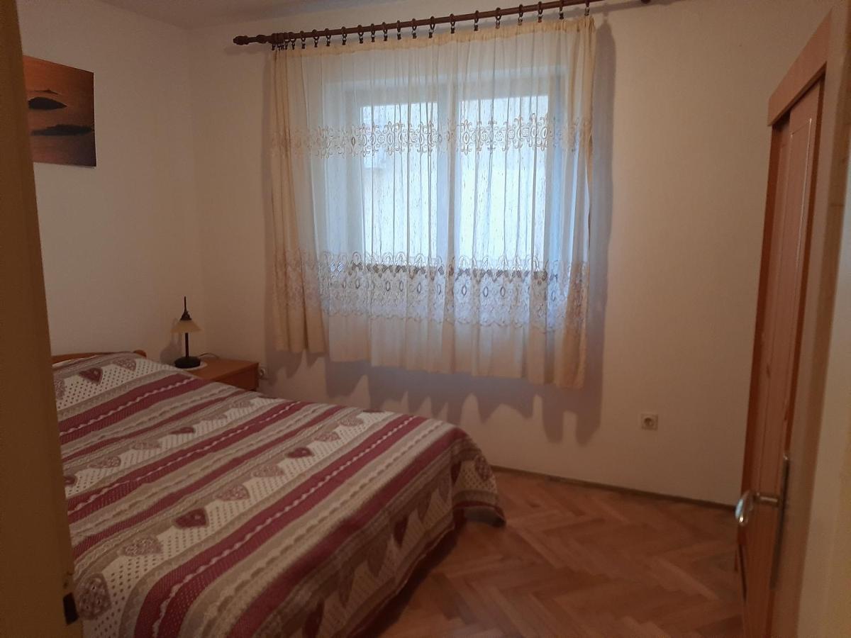 Apartment Mia ロヴィニ エクステリア 写真